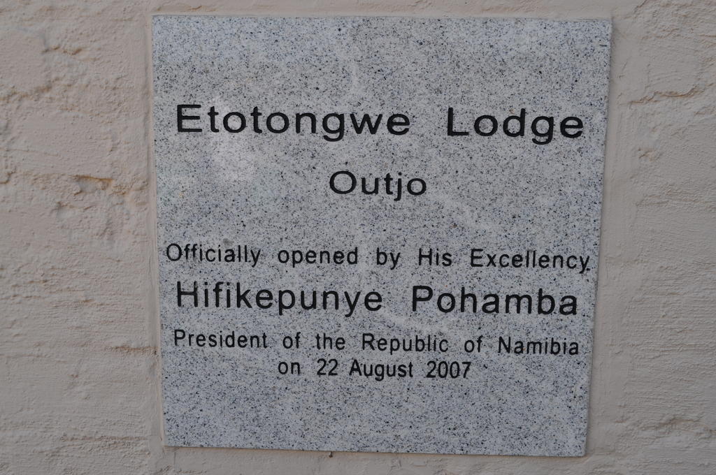 Etotongwe Lodge أوتجو المظهر الخارجي الصورة